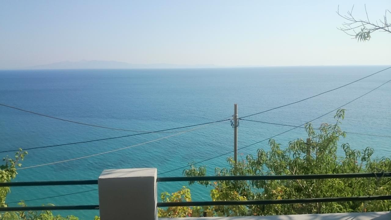 Blue View Hotel Qeparo Exterior foto